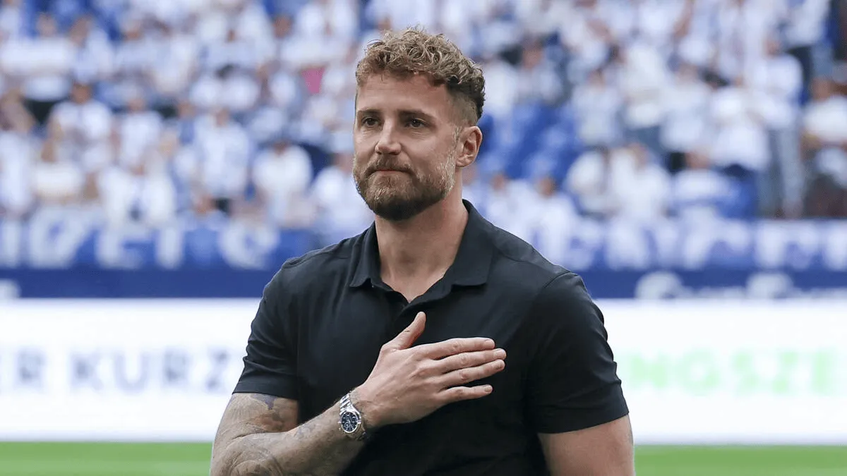 杏彩体育-还记得他吗？前沙尔克04队长费尔曼正式宣布退役